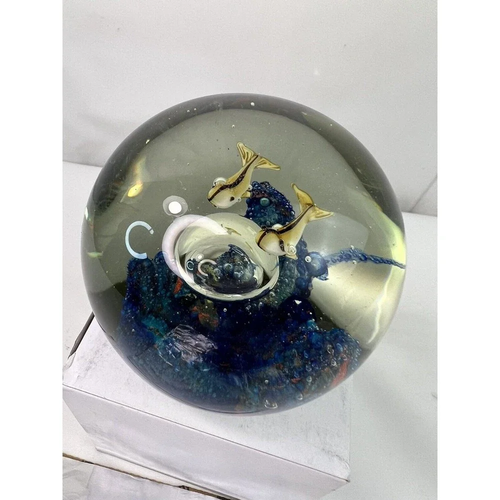 Vtg‎ Paperweight Clear Ball Collectible Creations Fish Ocean Scenery Decor